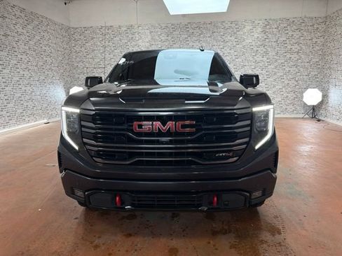 Used 2023 GMC Sierra 1500 AT4 w/ AT4 Premium Package AWD/4WD image 2