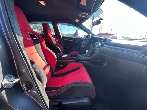 Used 2018 Honda Civic Type R image 32