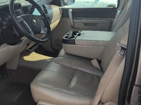 Used 2013 Chevrolet Silverado 1500 LT w/ All-Star Edition AWD/4WD image 4