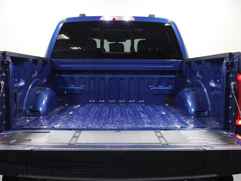 Used 2022 Ford F150 Raptor w/ Raptor 37 Performance Package AWD/4WD image 14