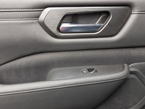 New 2026 Nissan Armada SV image 26