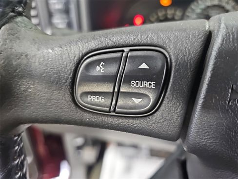 Used 2006 Chevrolet Silverado 1500 LT w/ Onstar Plus Package image 21