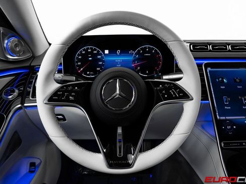 Used 2024 Mercedes-Benz Maybach S 680 4MATIC image 28