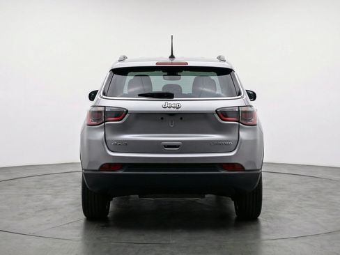 Used 2025 Jeep Compass Limited AWD/4WD image 7