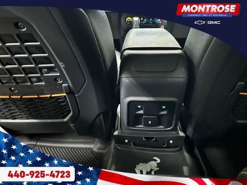 Used 2023 Ford Bronco Badlands image 23