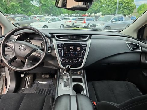 Used 2021 Nissan Murano SV AWD/4WD image 12
