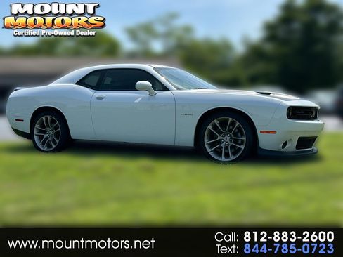 Used 2020 Dodge Challenger R/T RWD image 1