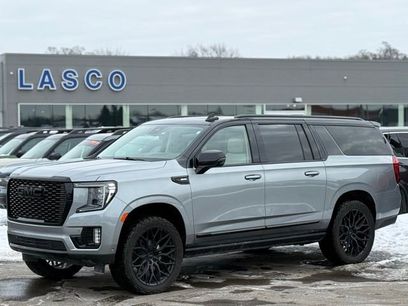 Used 2024 GMC Yukon XL Denali w/ Denali Reserve Package