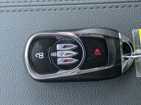 Used 2024 Buick Encore GX Preferred FWD image 28