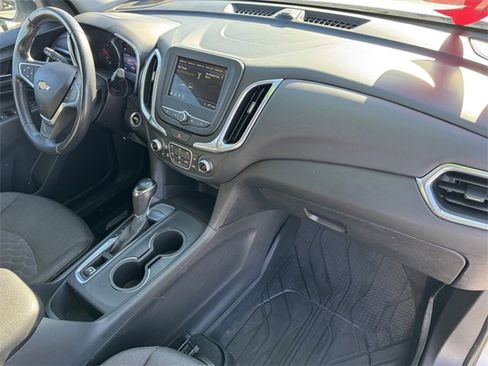 Certified 2019 Chevrolet Equinox LT image 5