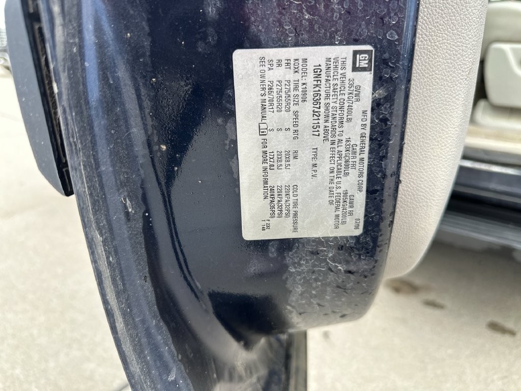 Used 2007 Chevrolet Suburban LTZ w/ LTZ Preferred Equipment Group AWD/4WD image 35