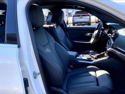 Used 2019 BMW 330i xDrive 330i xDrive w/ Convenience Package image 9