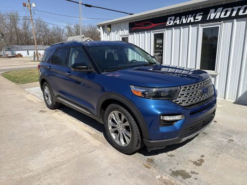 Used 2021 Ford Explorer Limited w/ Equipment Group 301A image 7