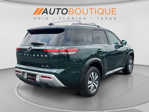 Used 2023 Nissan Pathfinder SL AWD/4WD image 5