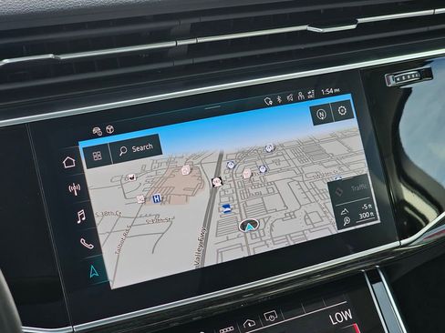 Used 2023 Audi Q7 3.0T Premium Plus image 25