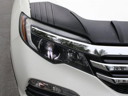 Used 2018 Honda Pilot Elite image 46