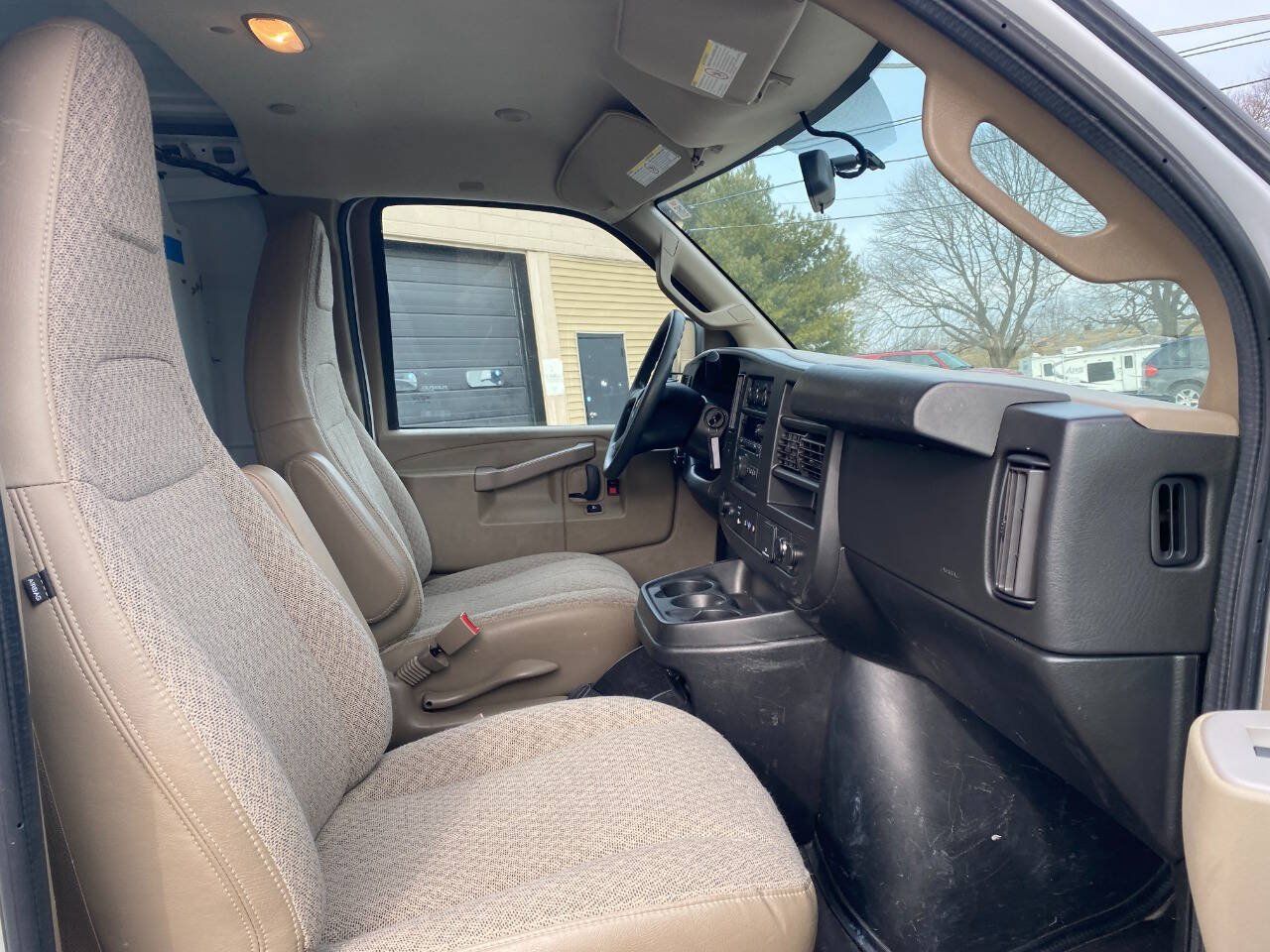 Used 2019 Chevrolet Express 2500 w/ Driver Convenience Package RWD image 23