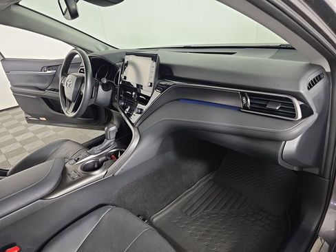 Used 2024 Toyota Camry XSE w/ Navigation Package FWD image 18