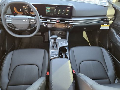 New 2026 Kia Sportage EX image 18