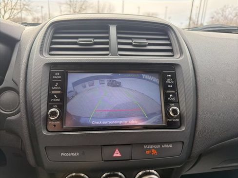 Used 2024 Mitsubishi Outlander Sport ES AWD/4WD image 30