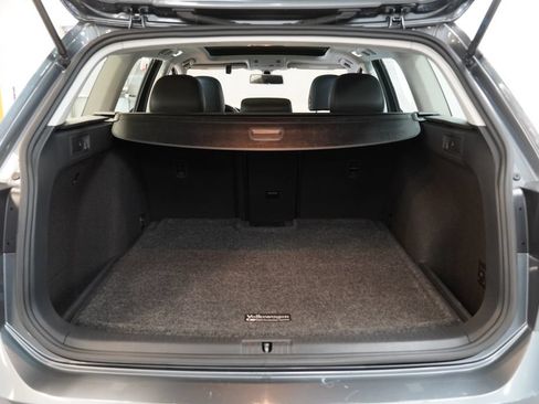 Used 2017 Volkswagen Golf Alltrack AWD/4WD image 14