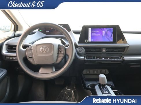 Used 2024 Toyota Prius LE AWD/4WD image 18