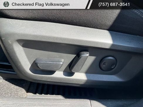 Used 2024 Nissan Rogue SV FWD image 26