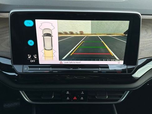 New 2026 Volkswagen Atlas SE image 30