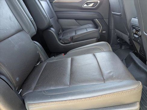 Used 2022 Chevrolet Suburban High Country image 20