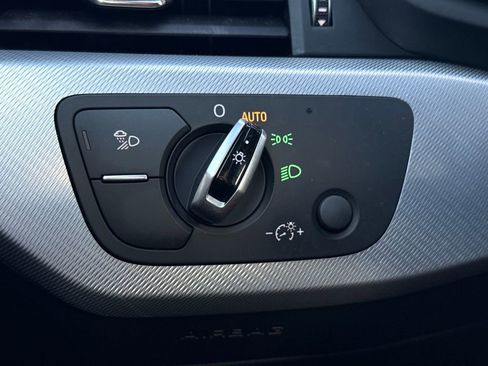 Used 2018 Audi A4 2.0T Premium Plus w/ Premium Plus Package image 29