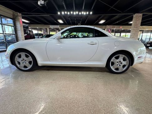 Used 2004 Lexus SC 430 Convertible RWD image 4