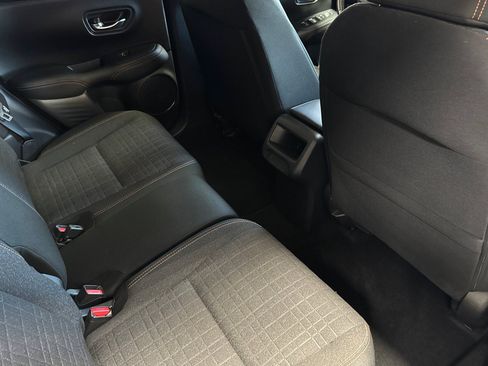 Used 2023 Honda HR-V Sport image 32