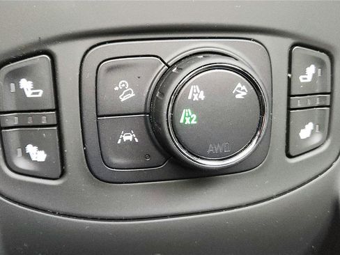 Used 2022 GMC Terrain SLT image 35