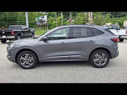 Certified 2024 Ford Escape ST-Line w/ Tech Pack #1 AWD/4WD image 5