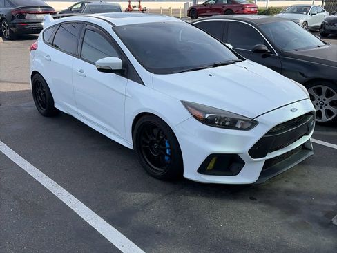 Used 2017 Ford Focus RS image 2