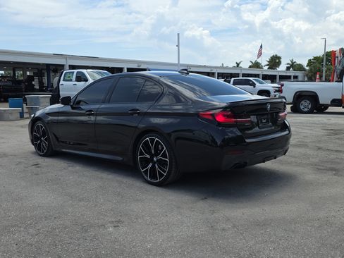 Used 2023 BMW 530i w/ M Sport Package RWD image 5