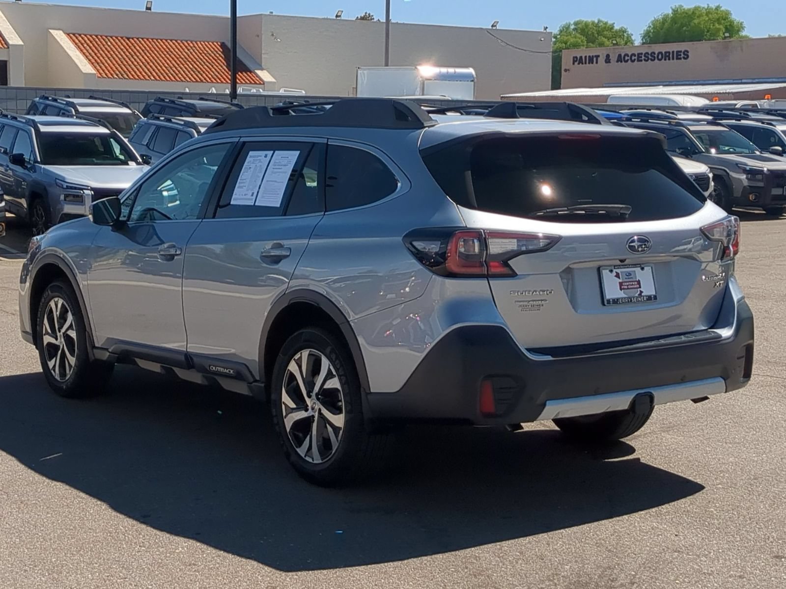 Certified 2022 Subaru Outback Limited XT AWD/4WD image 3