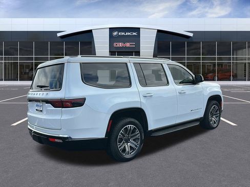 Used 2023 Jeep Wagoneer 2WD w/ Premium Group I image 5