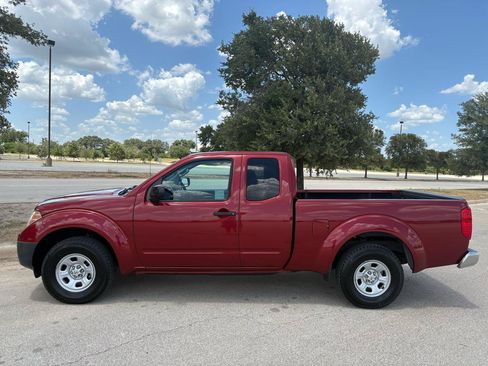 Used 2014 Nissan Frontier S RWD image 27