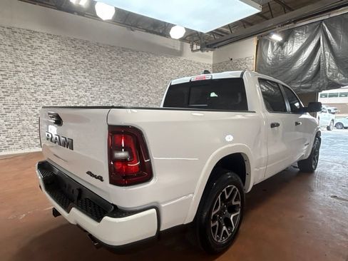 Used 2025 RAM 1500 Big Horn AWD/4WD image 7