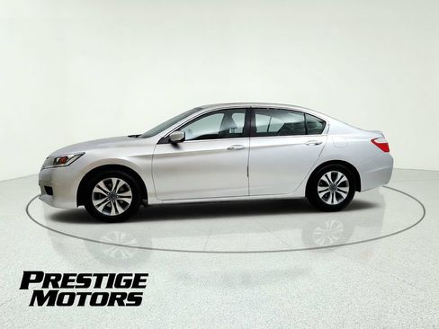 Used 2013 Honda Accord LX image 4