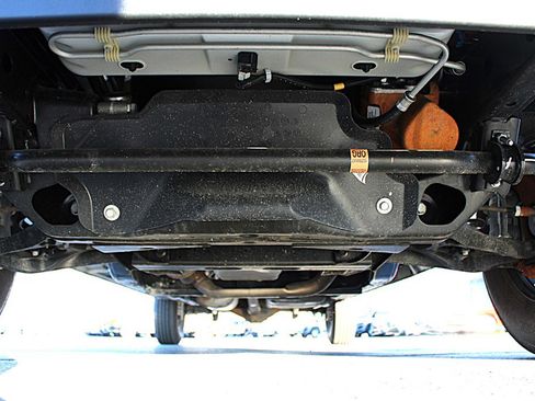 Used 2025 Chevrolet Express 2500 Extended w/ Communications Package image 37