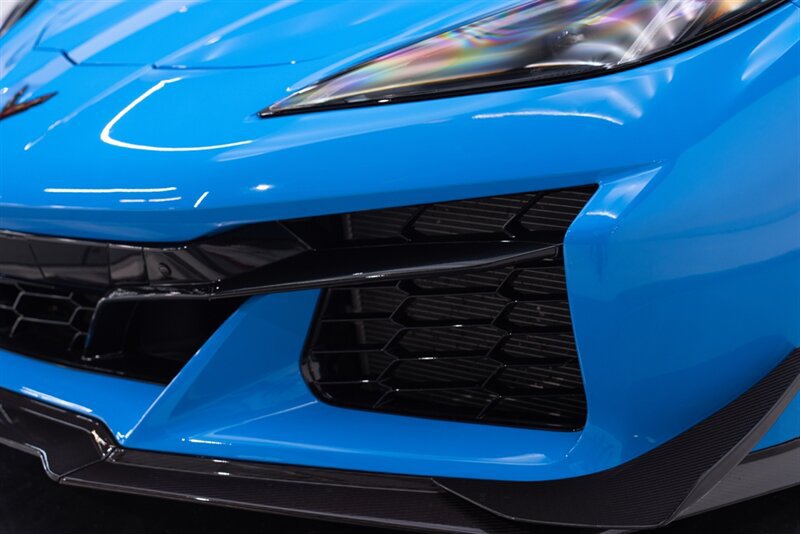Used 2025 Chevrolet Corvette Z06 w/ Battery Protection Package RWD image 37