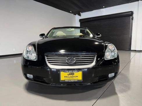 Used 2004 Lexus SC 430 Convertible RWD image 2