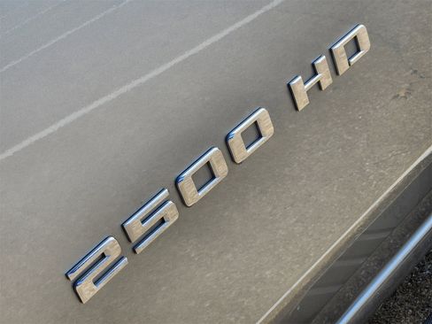 Used 2024 Chevrolet Silverado 2500 Custom w/ Custom Convenience Package image 12