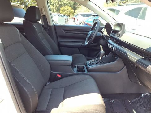 Used 2023 Honda CR-V EX image 7