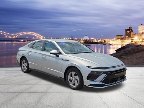 Certified 2026 Hyundai Sonata SE FWD image 5
