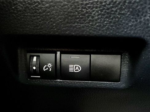 Used 2023 Toyota RAV4 LE image 32