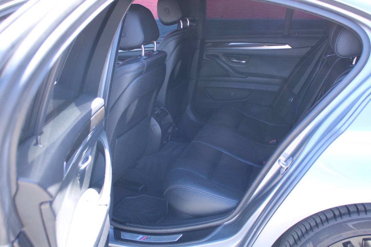 Used 2016 BMW 528i Sedan RWD image 14