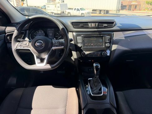 Used 2021 Nissan Rogue Sport S FWD image 14